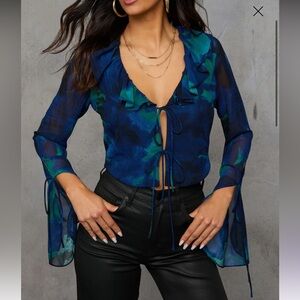 RUFFLE FRONT TIE TOP